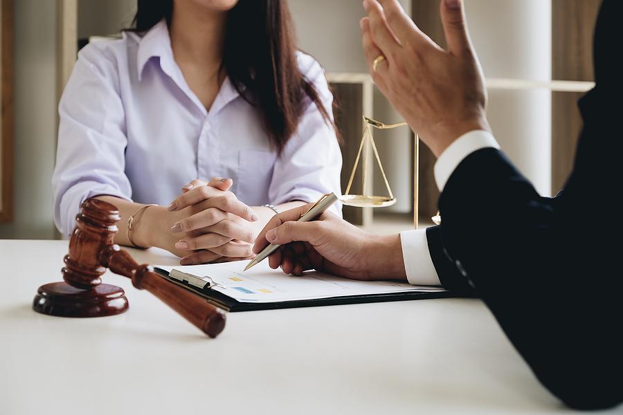 Choosing the Right Attorney